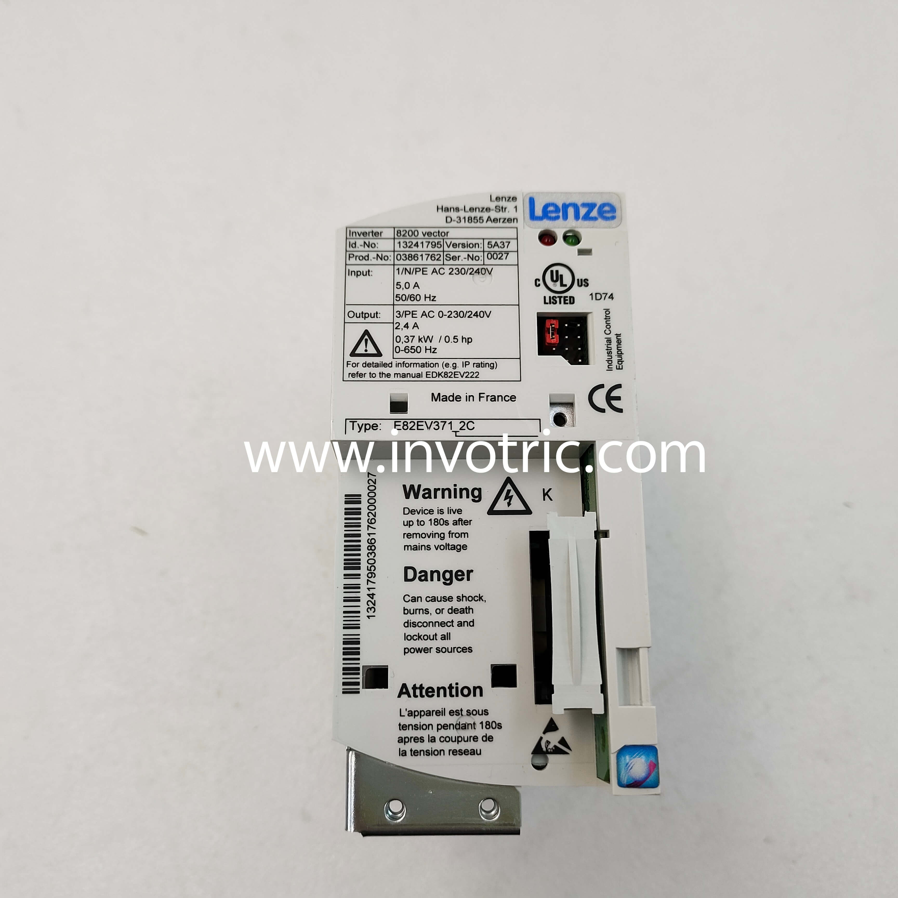 Lenze E82EV371K2C Инвертор частоты 8200 Векторный привод